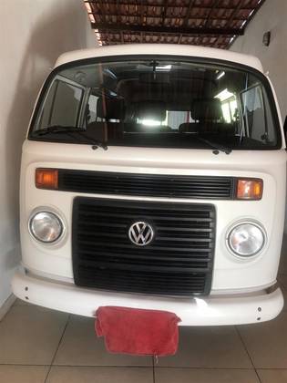 VOLKSWAGEN KOMBI 1.4 MI STD 8V FLEX 4P MANUAL